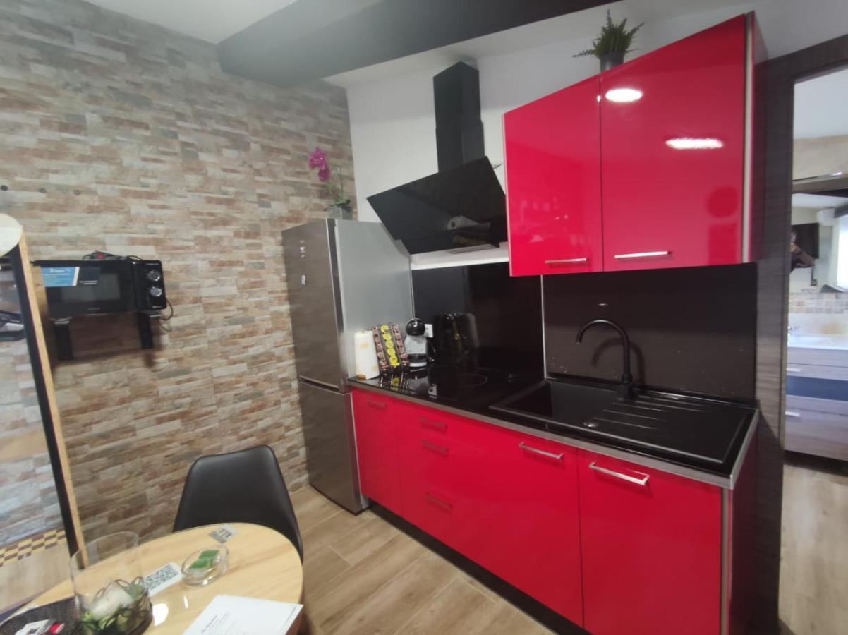 Casa Rural La Zzinetina Con Jacuzzi コンスタンティナ エクステリア 写真